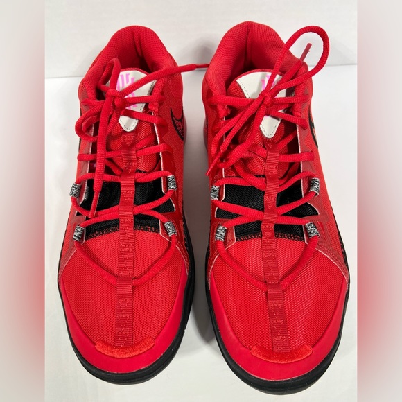Nike Other - Kyrie Flytrap VI basketball Shoes